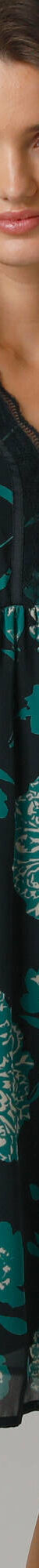 Robe évasée en voile fleuri, col V en dentelle (noir / vert) Robe évasée en voile fleuri, col V en dentelle (noir / vert)